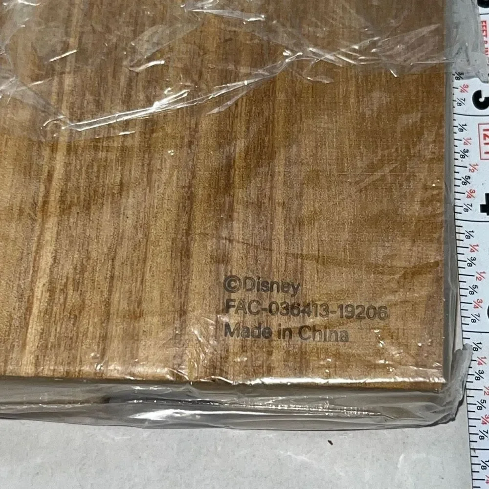 Set of 4 Walt Disney World Annual‎ Passholder Minnie Mouse Wooden Coaster
